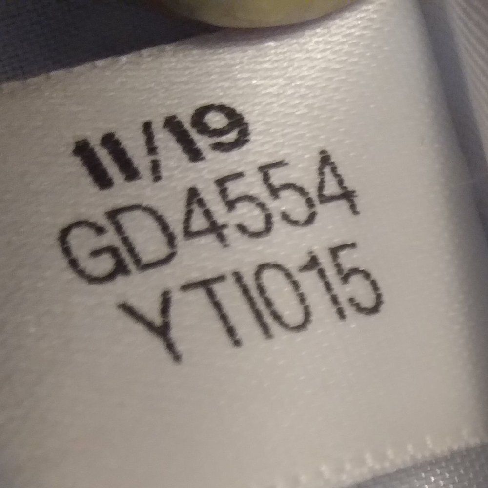 NWT Sample Adidas Color Block Unleash Confidence … - image 7